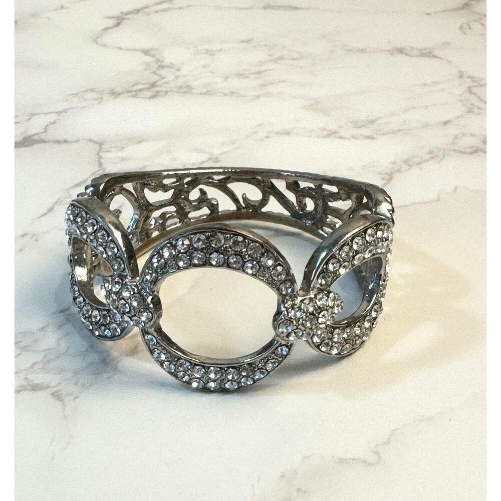 Vintage Style Rhinestone Hinge Bracelet